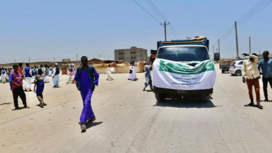 صورة مركز الملك سلمان للإغاثة يوزع مواد غذائية وإيوائية للنازحين في بورتسودان