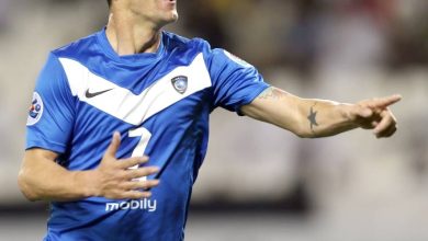 صورة لاعب الهلال السابق تياغو نيفيز يحفّز فريقه في اليابان  أخبار السعودية