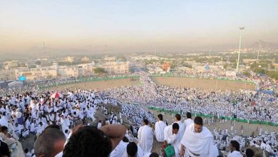 صورة بالفيديو.. عضو “الفتوى الإلكترونية” : لا يشترط الطهارة للوقوف على عرفات