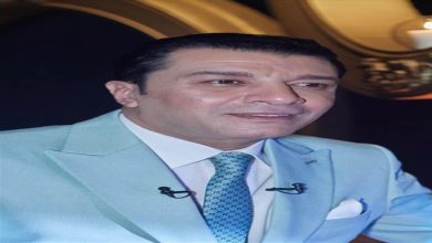 صورة مصطفى كامل يخصص نصف مليون جنيه لشراء حلوى المولد النبوي للموسيقيين