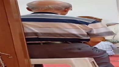 صورة داخل المسجد .. لن تتوقع ما فعله تركي مسنّ للحاق بالصلاة