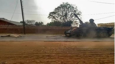 صورة اشتباكات في الخرطوم.. وجثث فوق الأسطح في دارفور  أخبار السعودية