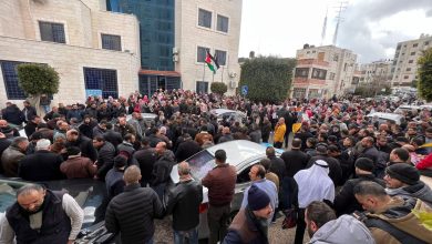 صورة “حراك المعلمين الموحد” بالضفة يعلن عن إضراب تحذيري