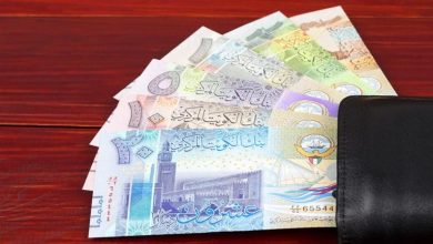 صورة انخفاض سعر الدينار الكويتي مقابل الجنيه اليوم الأحد في البنك الأهلي