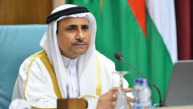 صورة رئيس البرلمان العربي يُعَزّي البحرين في استشهاد عسكريَين وإصابة آخرين