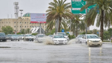 صورة الدفاع المدني تبنه من 3 مواقع أثناء هطول الأمطار