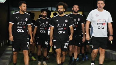 صورة صلاح وزيزو يقودان هجوم المنتخب في مواجهة الجزائر