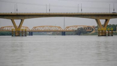 صورة تدمير جسر شمبات والجيش السوداني وقوات الدعم السريع يتبادلان الاتهامات