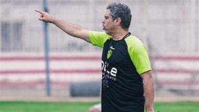 صورة “ازاي تلعبوا الفترة الجاية”.. كواليس جلسة معتمد جمال مع ثلاثي الزمالك