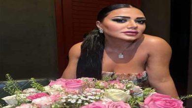 صورة شريف منير يطمئن جمهور رانيا يوسف بعد خضوعها لعملية جراحية