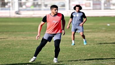 صورة “ناصر رفض المبدأ”.. كواليس رحيل مدافع الزمالك للبنك الأهلي