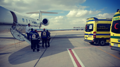 صورة السفارة في مصر تباشر نقل 3 حالات طبية حرجة لمواطنين بالإخلاء الطبي