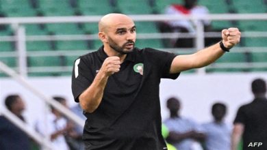 صورة “بعد الخروج الأفريقي”.. تقارير: الاتحاد المغربي جدد الثقة في الركراكي