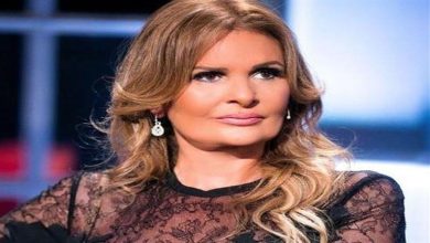 صورة يسرا عن والدها: “منعني من المدرسة فدرست في البيت”