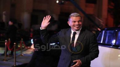 صورة عمرو دياب بـ”لوك” تملي معاك في حفل ليالي سعودية مصرية (صور)