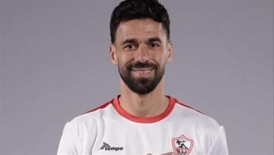 صورة “صغر 8 سنين وهو بيمضي”.. نجم الزمالك السابق يعلق على انضمام عبدالله السعيد واستقبال شيكابالا