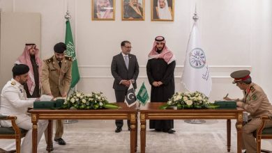 صورة وزير الدفاع يبحث تعزيز التعاون الدفاعي والعسكري مع كوريا وباكستان  أخبار السعودية