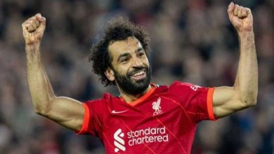 صورة محمد صلاح يشارك في تدريبات ليفربول الجماعية