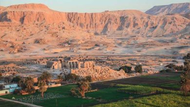 صورة علماء يفسرون: لماذا توقف ملوك مصر القديمة عن بناء الأهرامات؟