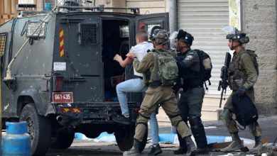 صورة الاحتلال يعتقل أكثر من 31 مواطنًا في حملة مداهمات واسعة طالت عدة محافظات بالضفة الغربية