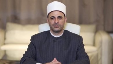 صورة مسئول بـ”الأوقاف” يكشف أسرار الصلوات على النبي محمد