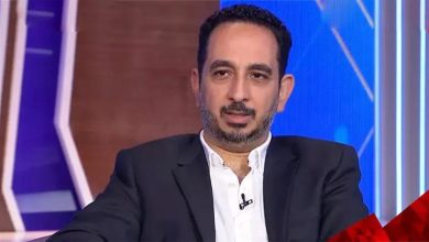 صورة بحضور أشرف زكي و محمد فراج.. تشييع جنازة والد المنتجين طارق وأحمد الجنايني