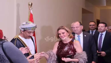 صورة أبرزهم ليلى علوي ويسرا.. نجوم الفن في حفل السفارة العمانية بالقاهرة