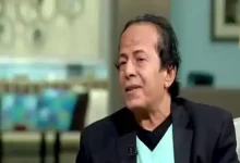 صورة “في حالة حرجة جدًا”.. مصطفى كامل يطلب الدعاء للفنان عادل الفار