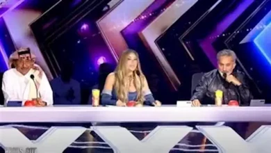 صورة باسم يوسف يغازل ريا أبي راشد في برنامج “Arabs Got Talent”.. ونجوى كرم تتدخل (فيديو)