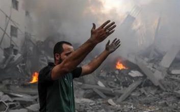 صورة 62 شهيدًا في خمس مجازر للاحتلال بقطاع غزة