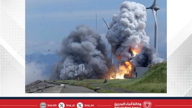 صورة حريق ضخم يندلع في مركز تانيغاشيما الفضائي أثناء اختبار صاروخ ياباني