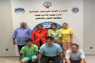 صورة الداخلية: ضبط أكبر مصنع للخمور المحلية في «العبدلي الزراعية»