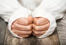 صورة ما السر وراء الشعور بالبرد في الطقس الحار؟