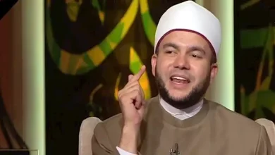 صورة أستاذ بالأزهر يهنئ المسيحيين بأعياد الميلاد: ديننا أمرنا بذلك