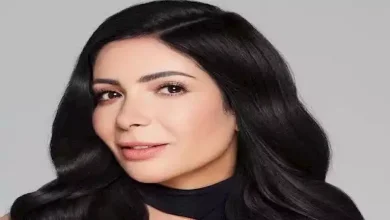 صورة فستان بأكمام شفافة.. مني زكي في ثاني أيام البحر الأحمر بالسعودية