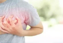 صورة تطهر في الصباح.. 5 إشارات تكشف أن قلبك في خطر – احذرها