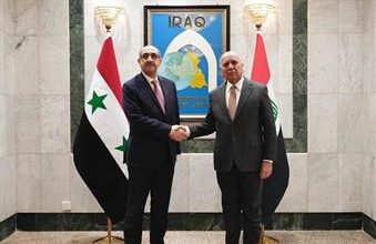 صورة وزيرا خارجية العراق وسوريا: الأحداث في سوريا تشكل تهديداً خطراً على أمن المنطقة واستقرارها