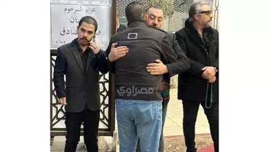 صورة 25 صورة من عزاء الفنان فكري صادق في مسجد الحامدية الشاذلية