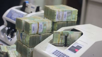 صورة الريال اليمني في وضع كارثي والحكومة تتخبط في الفشل ''أسعار الصرف الآن''