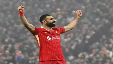 صورة محمد صلاح يقترب من كسر رقم أسطورة ليفربول ستيفن جيرارد