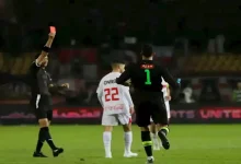 صورة طرد ناصر ماهر بمباراة الزمالك والإسماعيلي (فيديو)