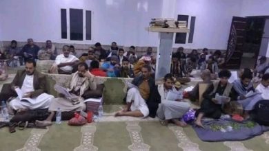 صورة رمضان في مناطق الحوثي .. من أجواء روحانية إلى موسم  للقمع الطائفي والتلقين السياسي.. شوارع تعج بالمتسولين وأزقة تمتلئ بالجواسيس