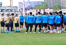 صورة الحزن والغضب يسيطران على لاعب الزمالك بسبب قرار حسام حسن