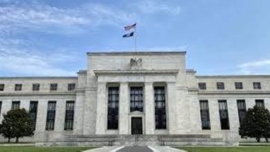 صورة «الفيدرالي» يتوقع: 1.5% انكماش الاقتصاد في الربع الأول  أخبار السعودية