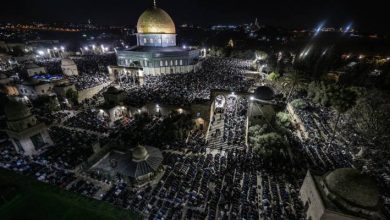 صورة | نحو 100 ألف مصلٍ يؤدون التراويح في الأقصى باليوم الثاني عشر من شهر رمضان