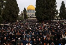 صورة | رغم قيود الاحتلال.. 80 ألف مصل يؤدون صلاة الجمعة الثانية من رمضان في المسجد الأقصى