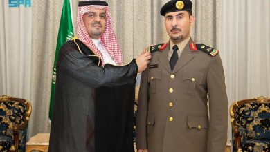 صورة نائب أمير منطقة مكة المكرمة يقلد عددًا من القيادات الأمنية رتبهم الجديدة