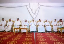 صورة حمدان بن محمد يعزي في وفاة محمد عبدالله علي بالعبيده السويدي