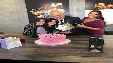 صورة بالصور.. أشرف زكي وزوجته روجينا يحتفلان بعيد ميلاد ابنتهما مريم
