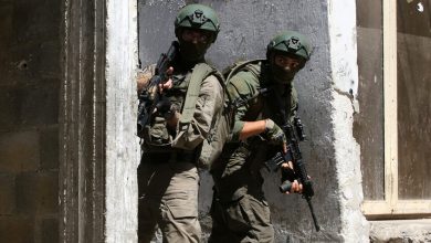 صورة إصابة 3 جنود أحدهم بجروح خطيرة جراء تفجير عبوة ناسفة في بيتا